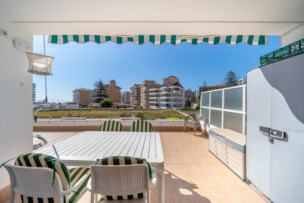 Sun-drenched, Sea-view With Giant Patio! Appartement