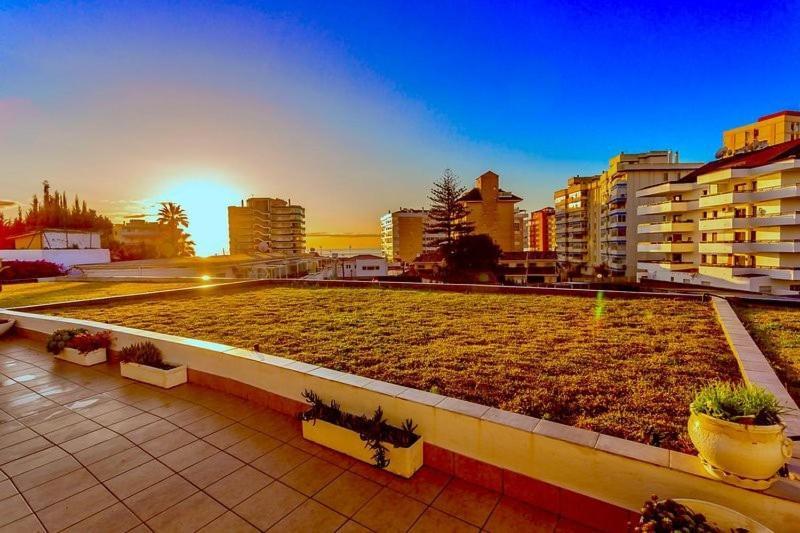 Sun-drenched, Sea-view With Giant Patio!
