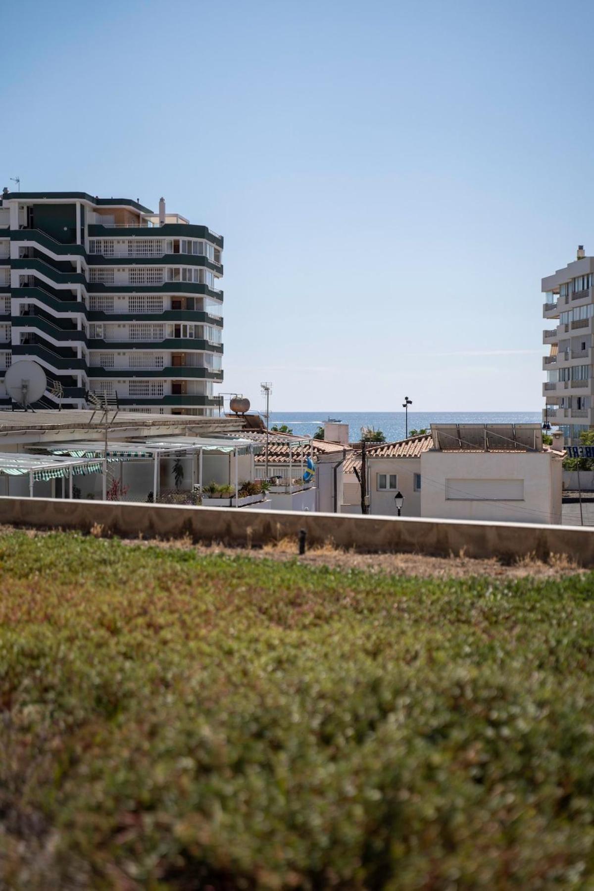 Appartement Sun-drenched, Sea-view With Giant Patio!